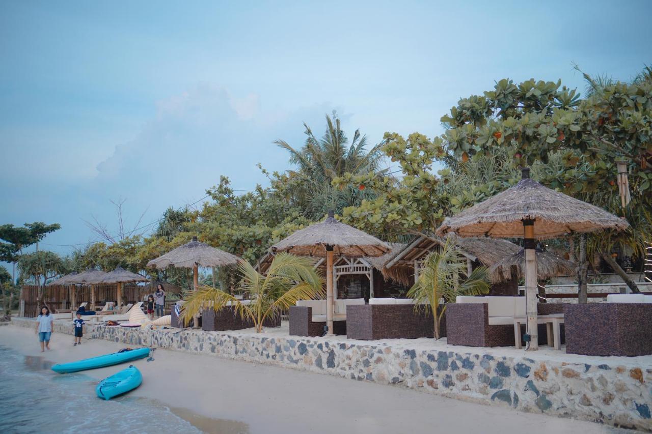 Coconut Lodge Resort Jepara Exteriör bild