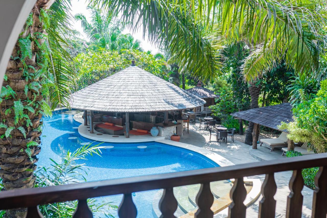 Coconut Lodge Resort Jepara Exteriör bild