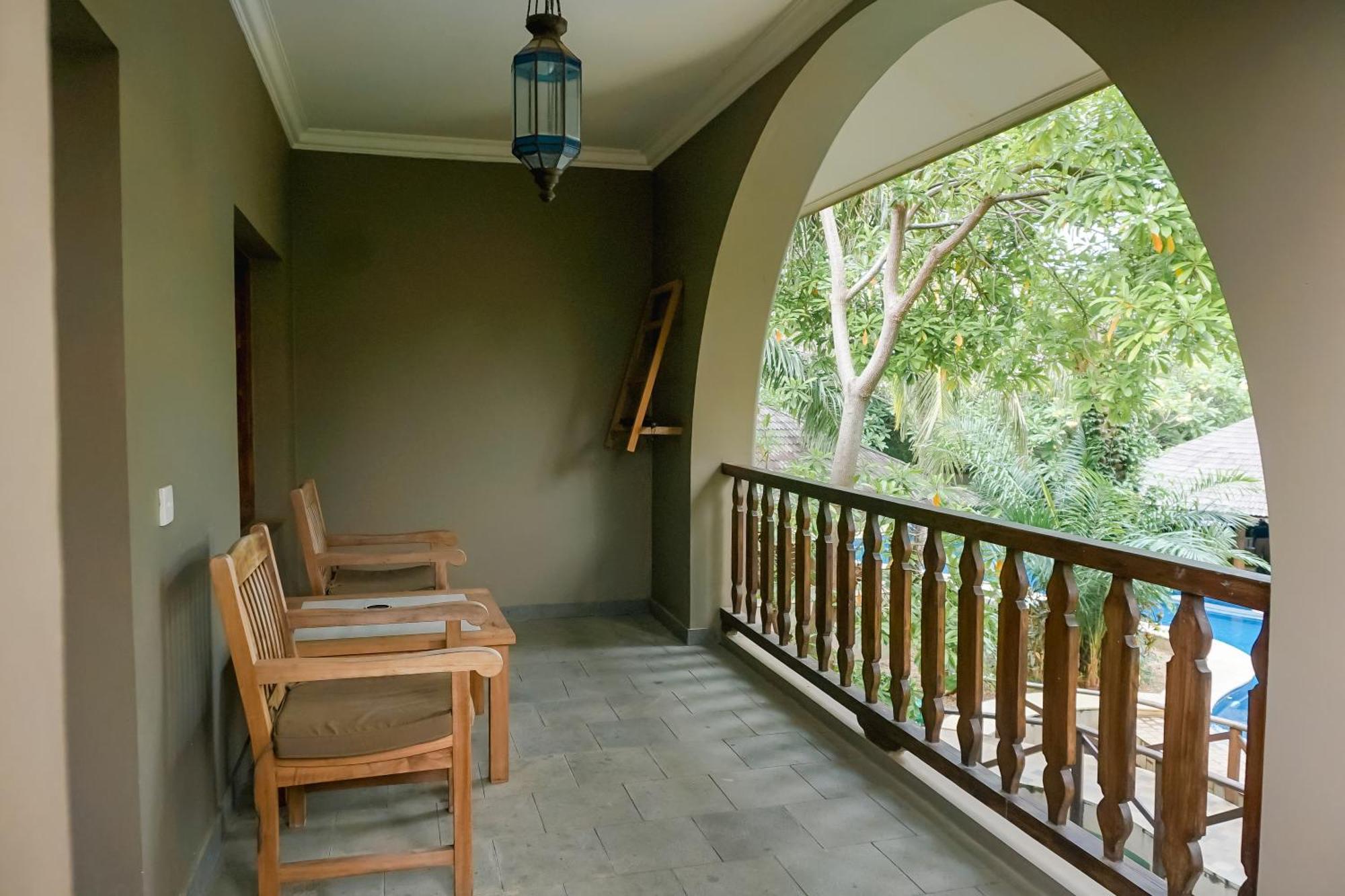 Coconut Lodge Resort Jepara Exteriör bild
